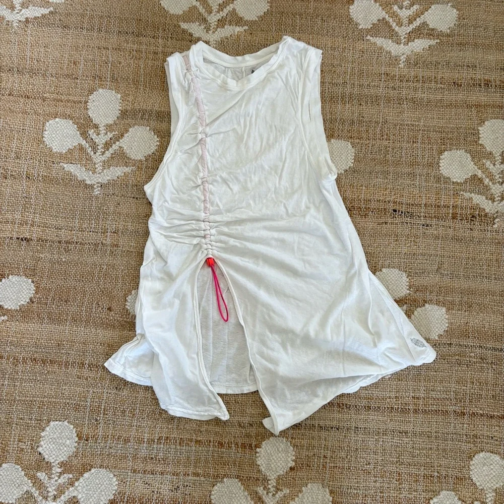 FP Movement swing with Pink Drawstring - Picture 1 of 4